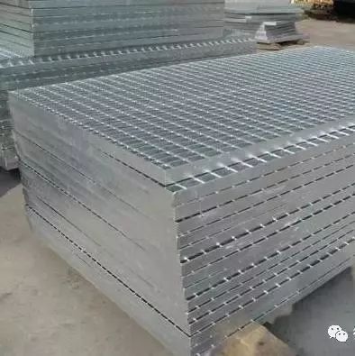 热镀锌钢格板的用途由不同的扁钢间距所决定